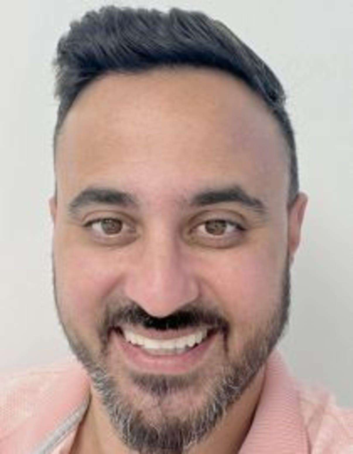 תמונת פורטרט של בעל המקצוע תמונת פורטרט של בעל המקצוע