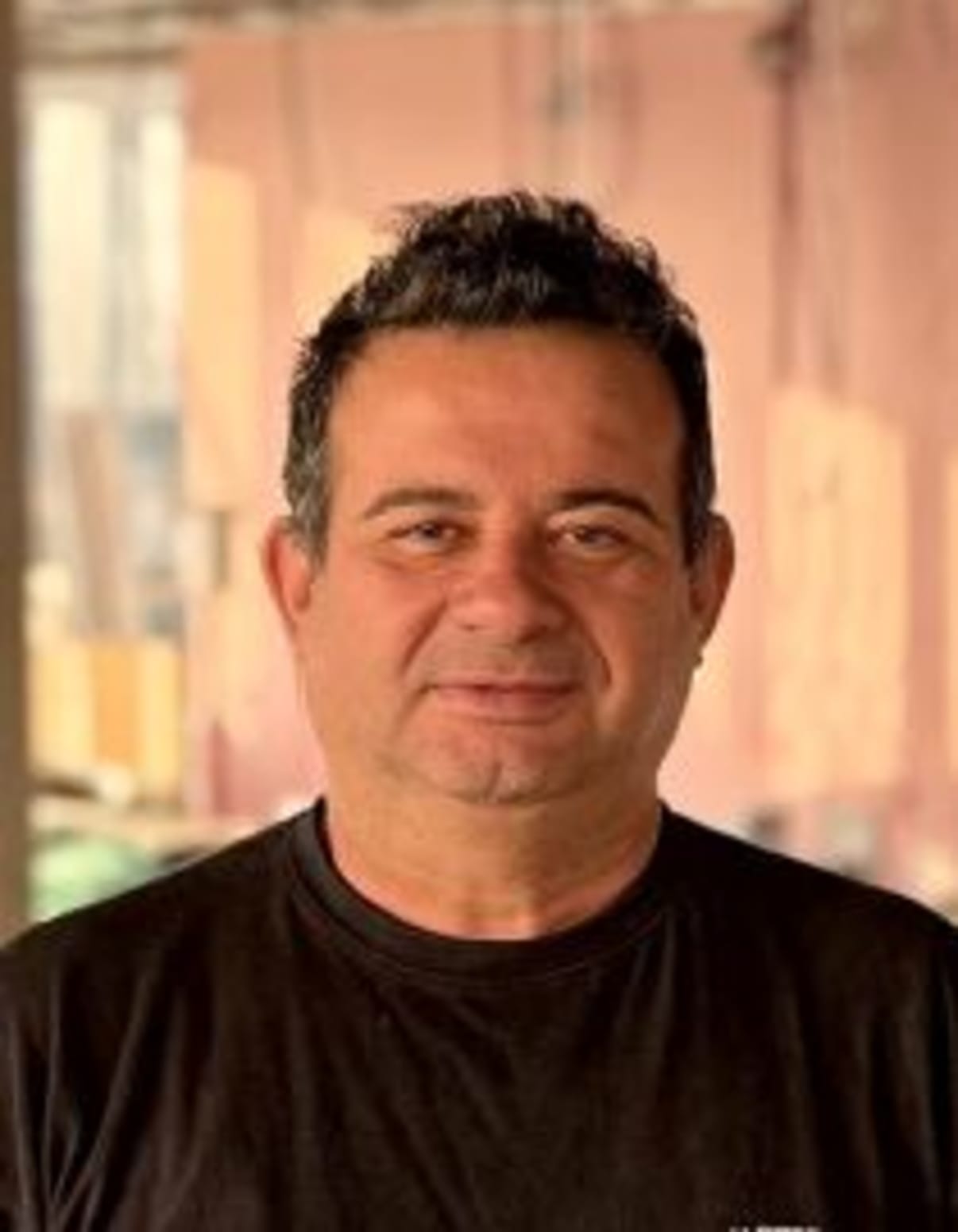 תמונת פורטרט של בעל המקצוע תמונת פורטרט של בעל המקצוע