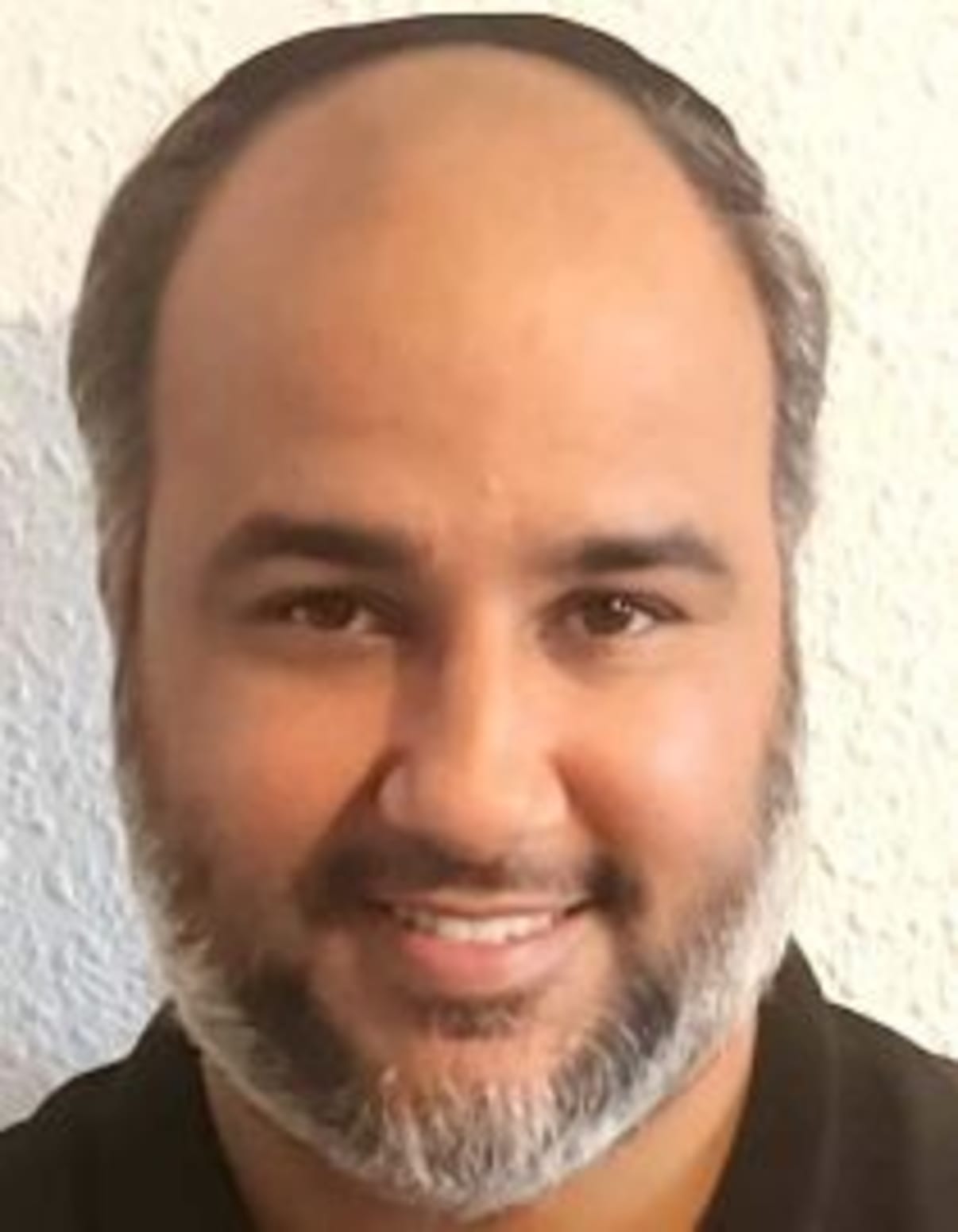 תמונת פורטרט של בעל המקצוע תמונת פורטרט של בעל המקצוע