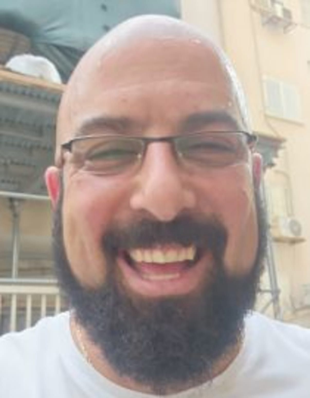 תמונת פורטרט של בעל המקצוע תמונת פורטרט של בעל המקצוע