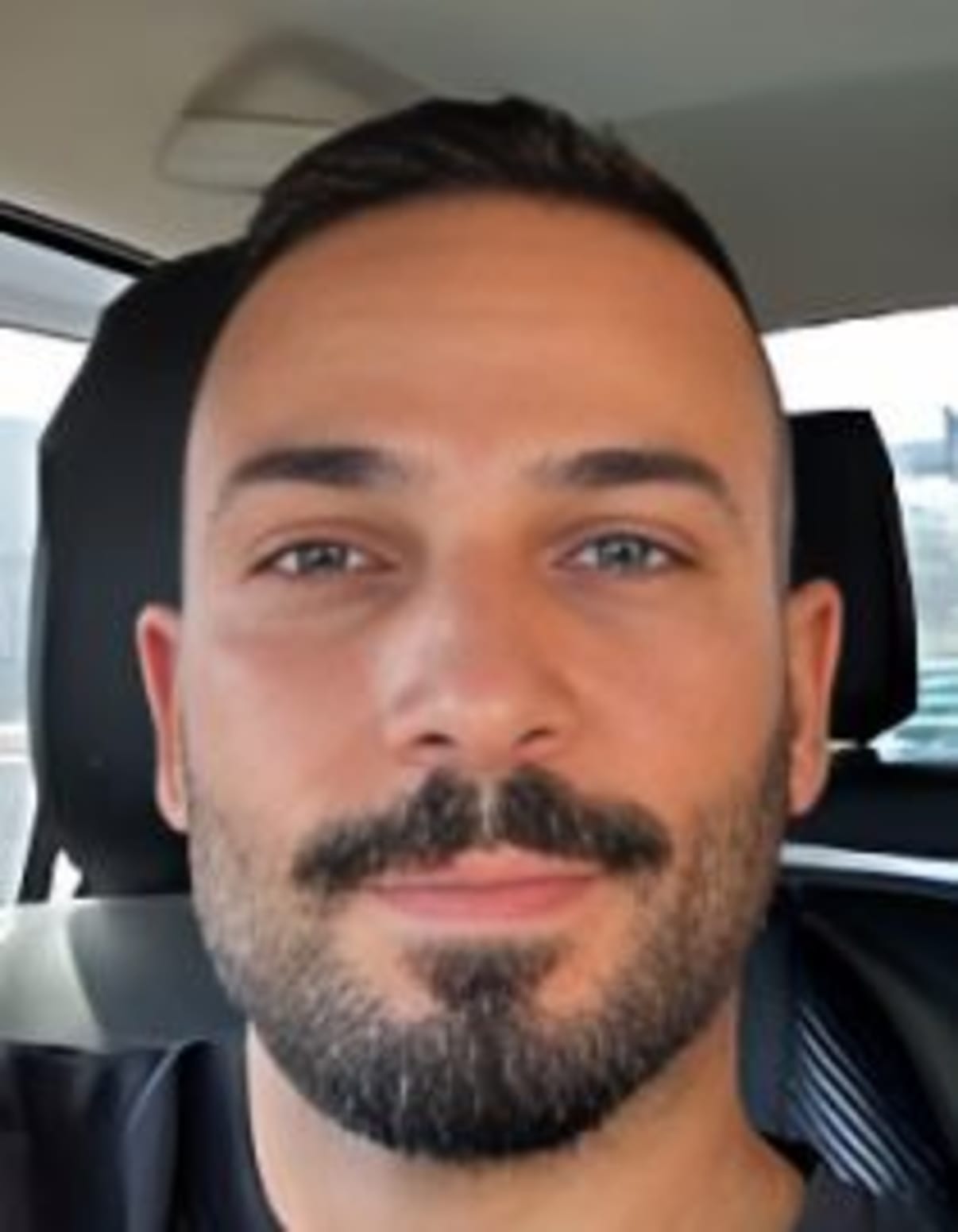 תמונת פורטרט של בעל המקצוע תמונת פורטרט של בעל המקצוע