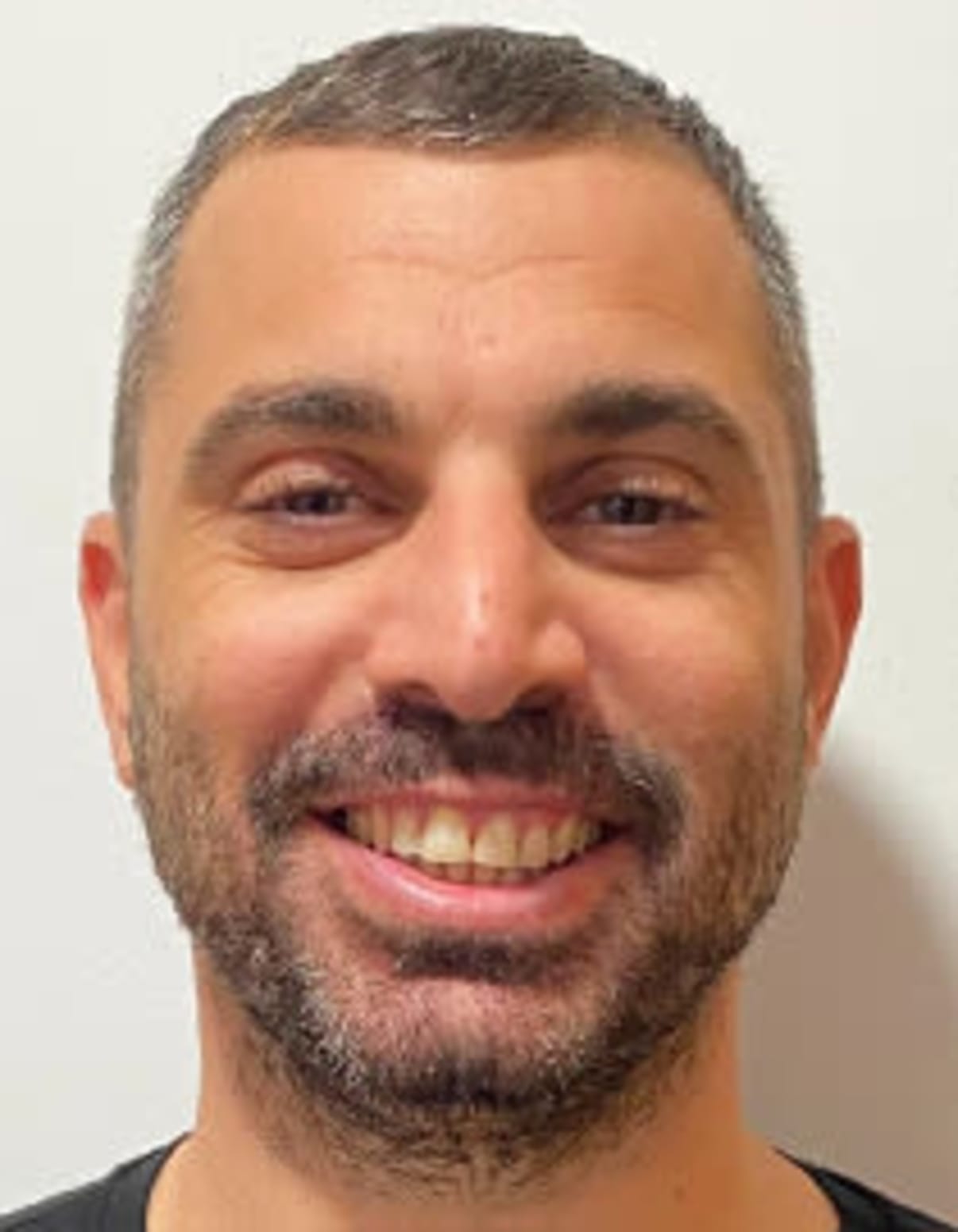 תמונת פורטרט של בעל המקצוע תמונת פורטרט של בעל המקצוע