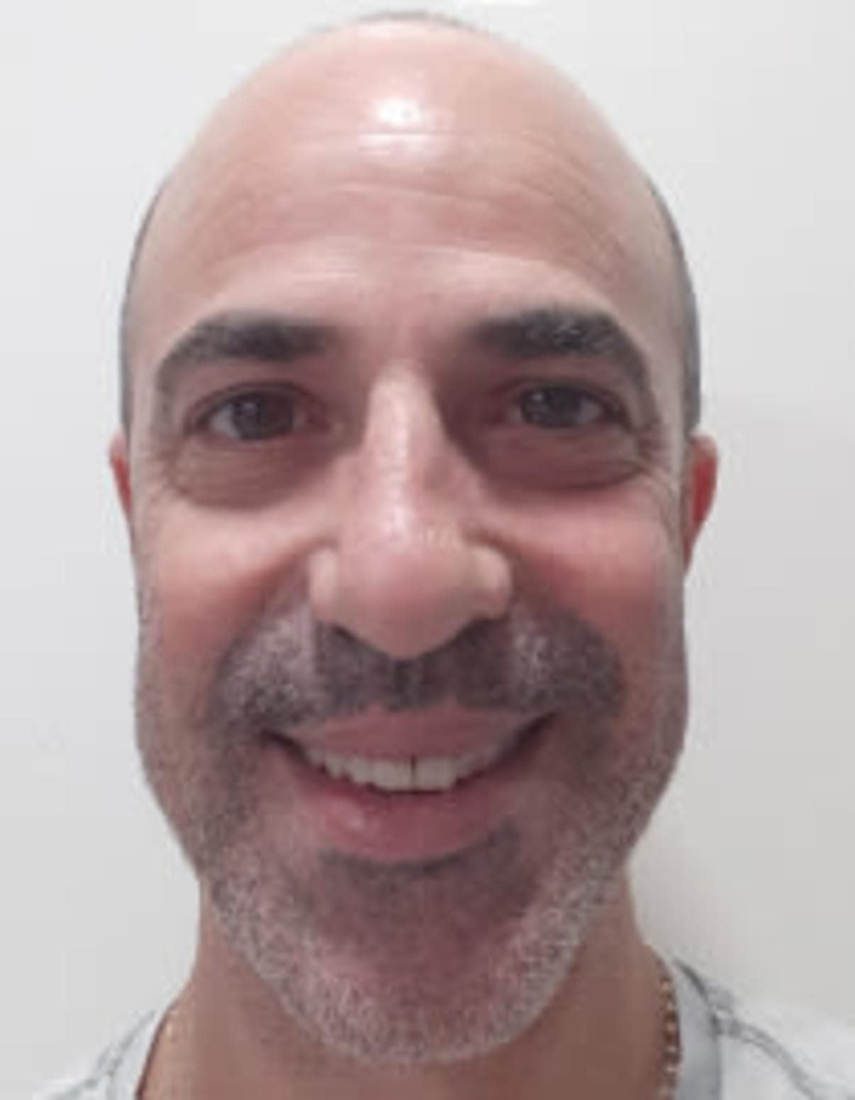 תמונת פורטרט של בעל המקצוע תמונת פורטרט של בעל המקצוע