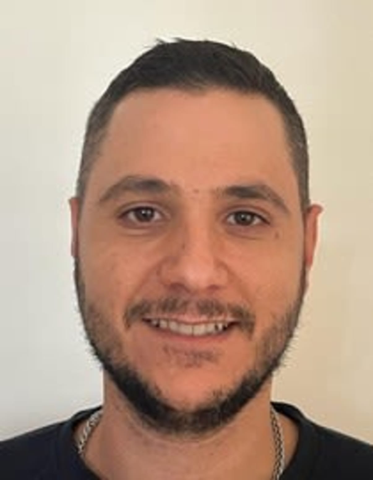 תמונת פורטרט של בעל המקצוע תמונת פורטרט של בעל המקצוע