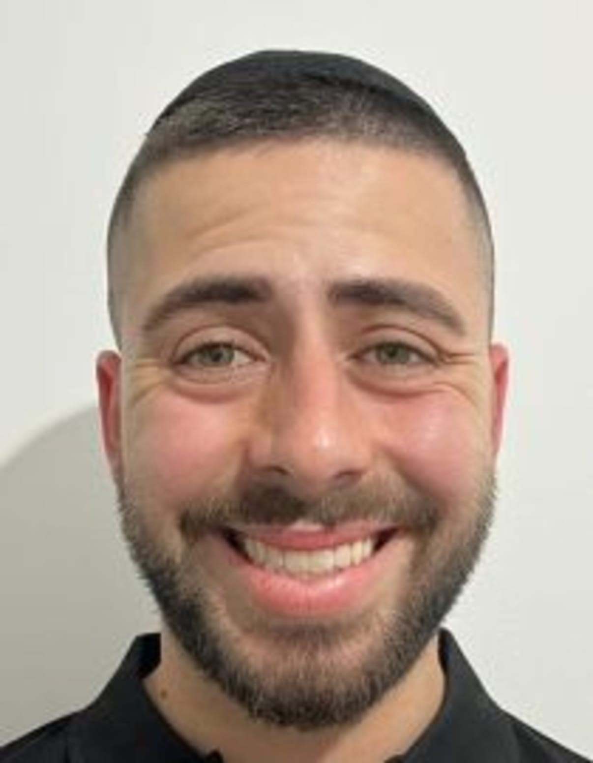 תמונת פורטרט של בעל המקצוע תמונת פורטרט של בעל המקצוע