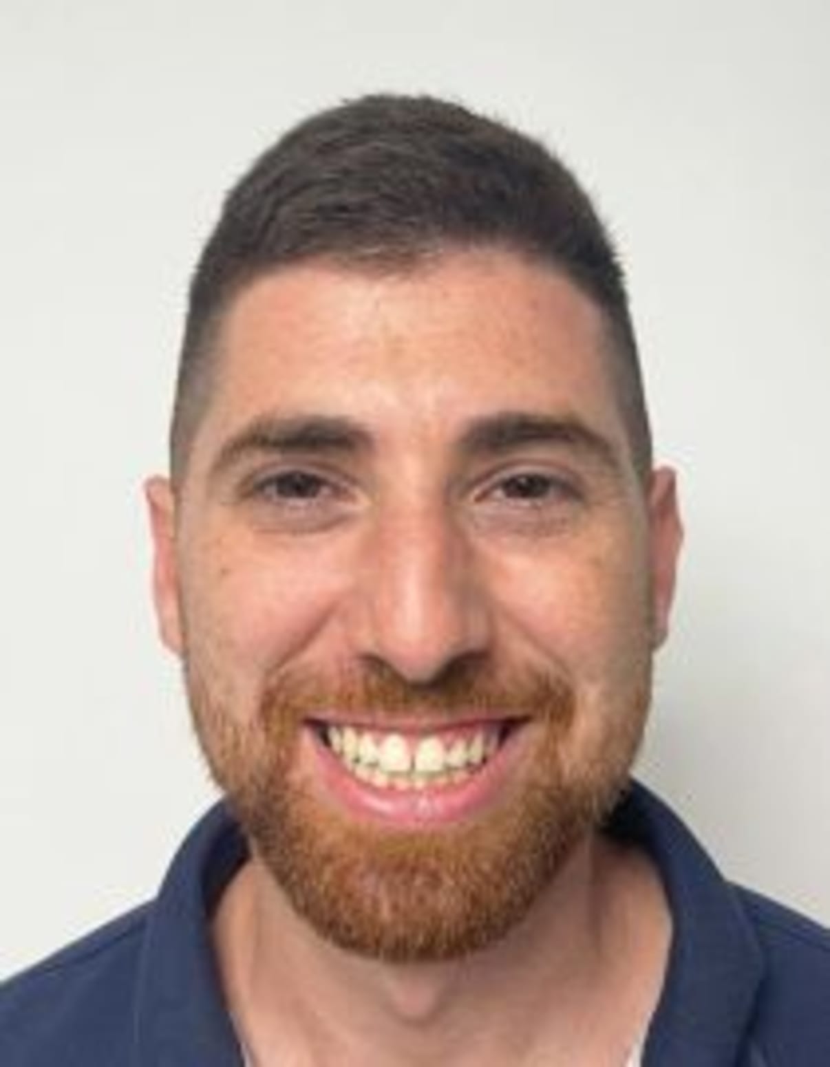 תמונת פורטרט של בעל המקצוע תמונת פורטרט של בעל המקצוע