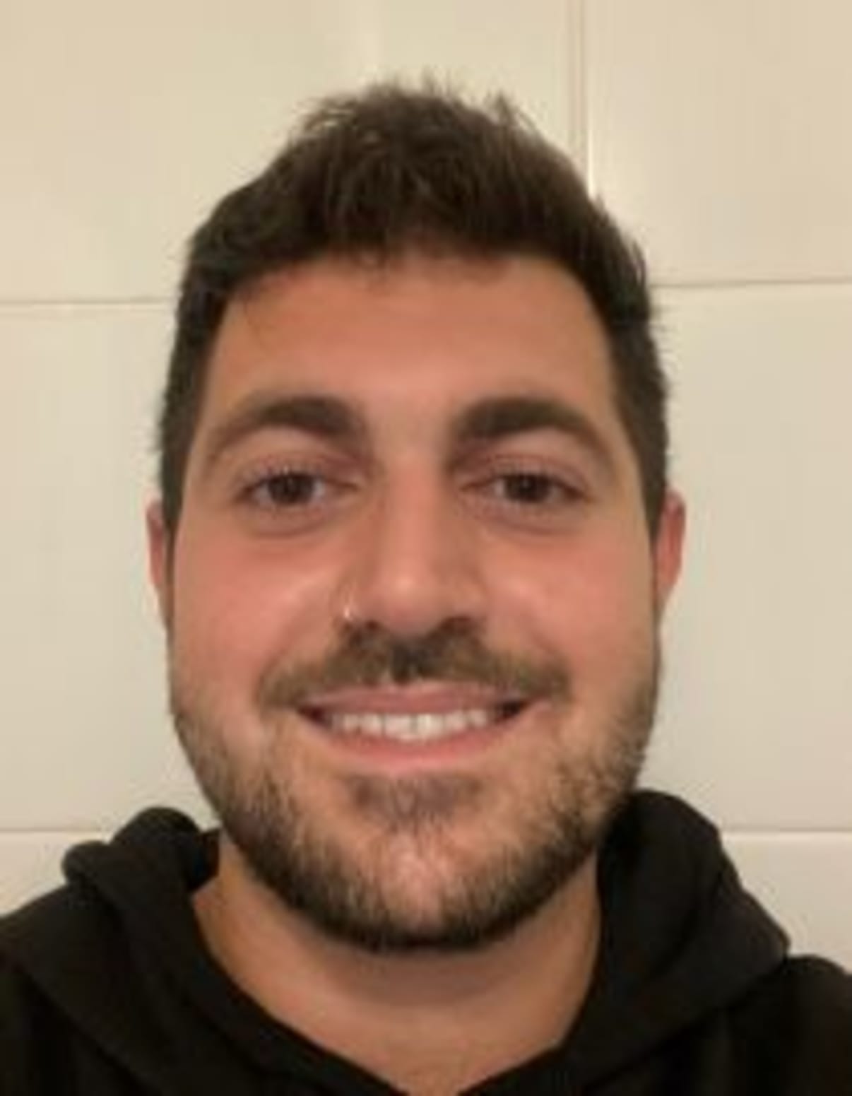 תמונת פורטרט של בעל המקצוע תמונת פורטרט של בעל המקצוע
