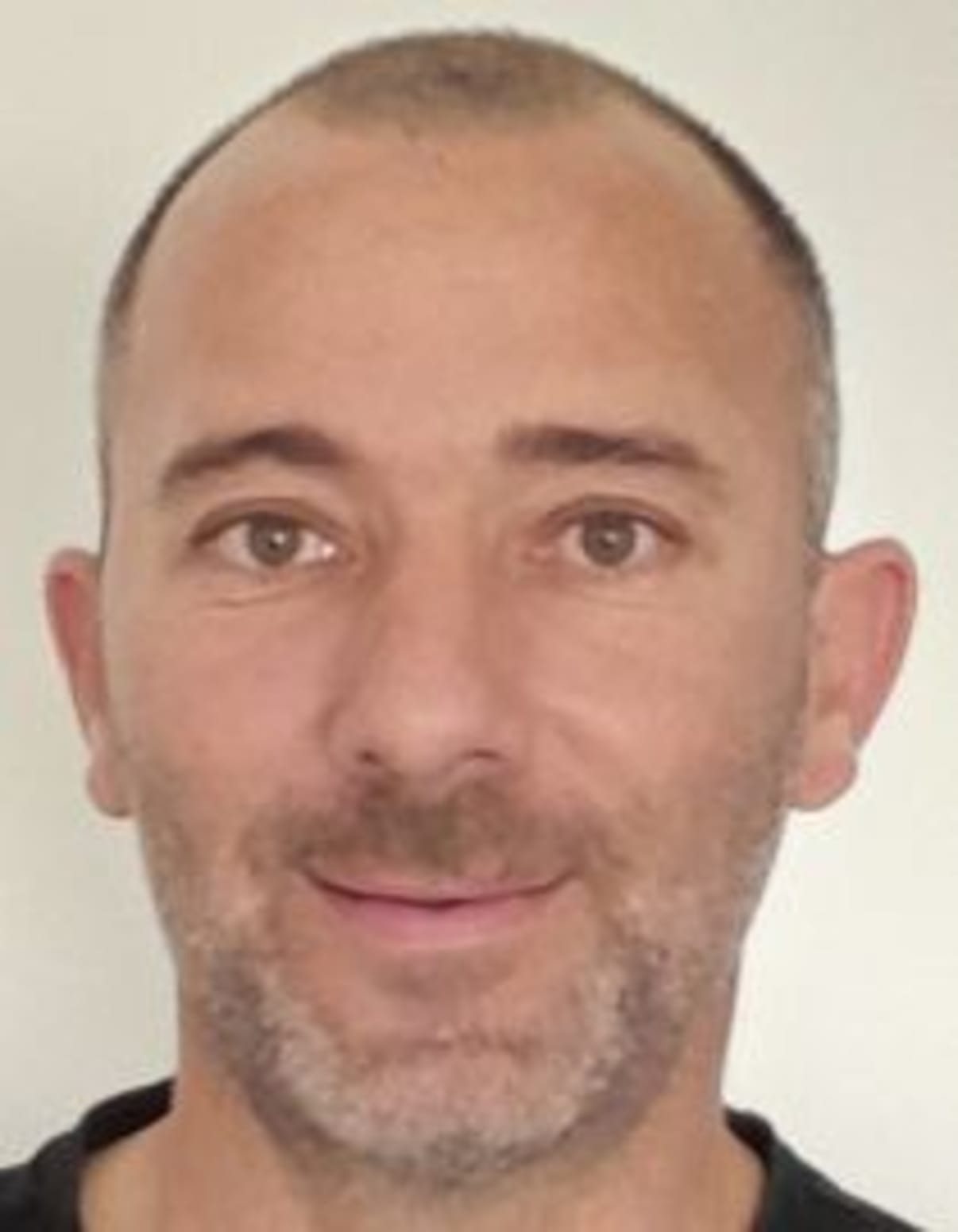 תמונת פורטרט של בעל המקצוע תמונת פורטרט של בעל המקצוע