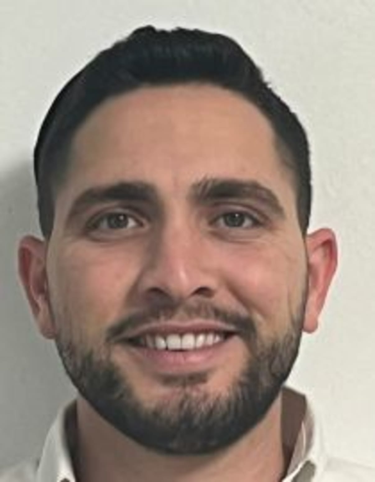 תמונת פורטרט של בעל המקצוע