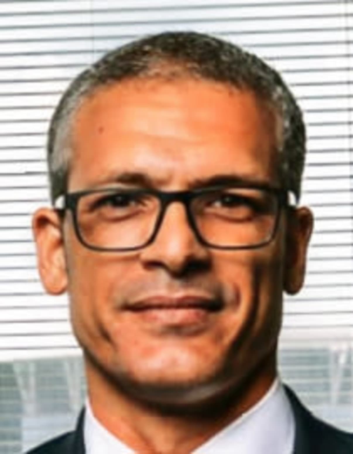 תמונת פורטרט של בעל המקצוע תמונת פורטרט של בעל המקצוע