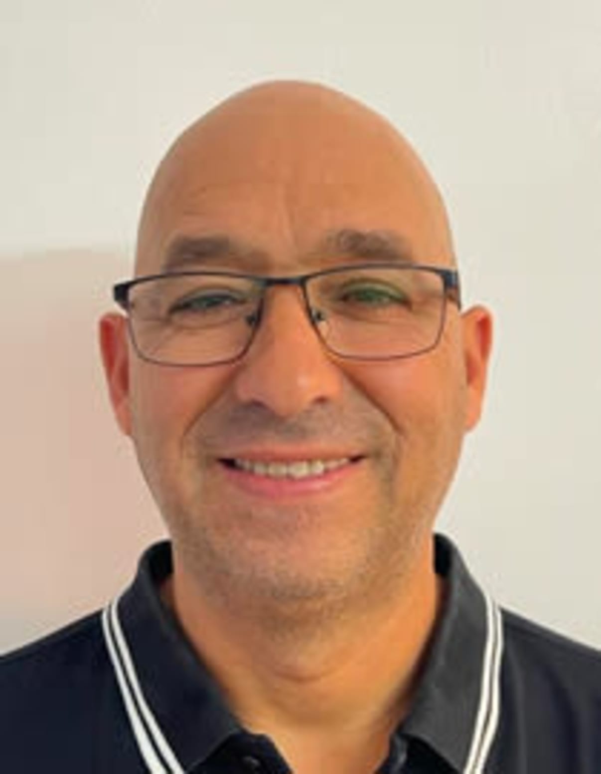 תמונת פורטרט של בעל המקצוע תמונת פורטרט של בעל המקצוע