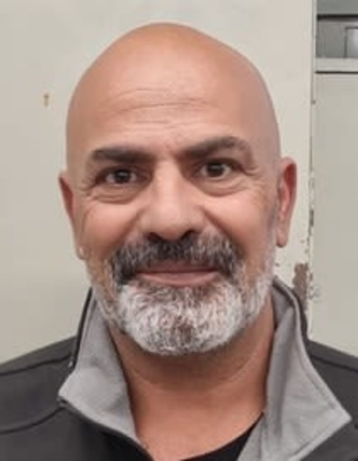 תמונת פורטרט של בעל המקצוע תמונת פורטרט של בעל המקצוע