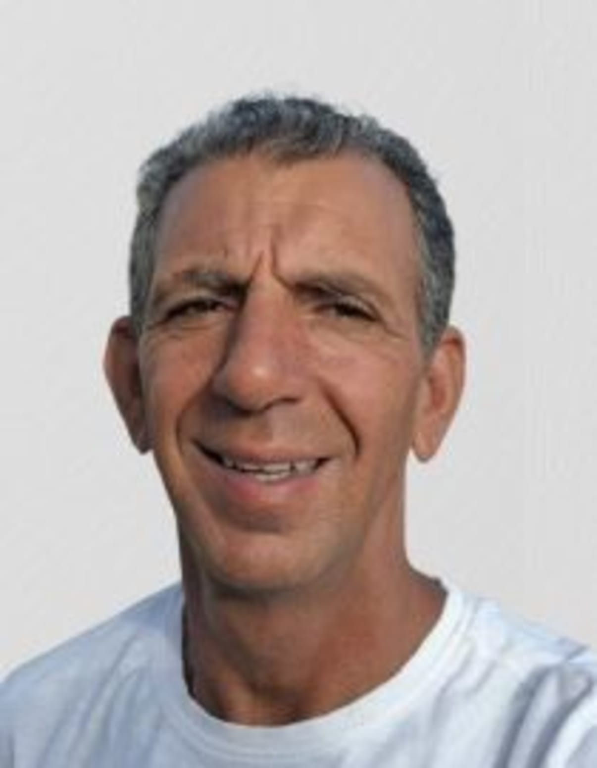 תמונת פורטרט של בעל המקצוע