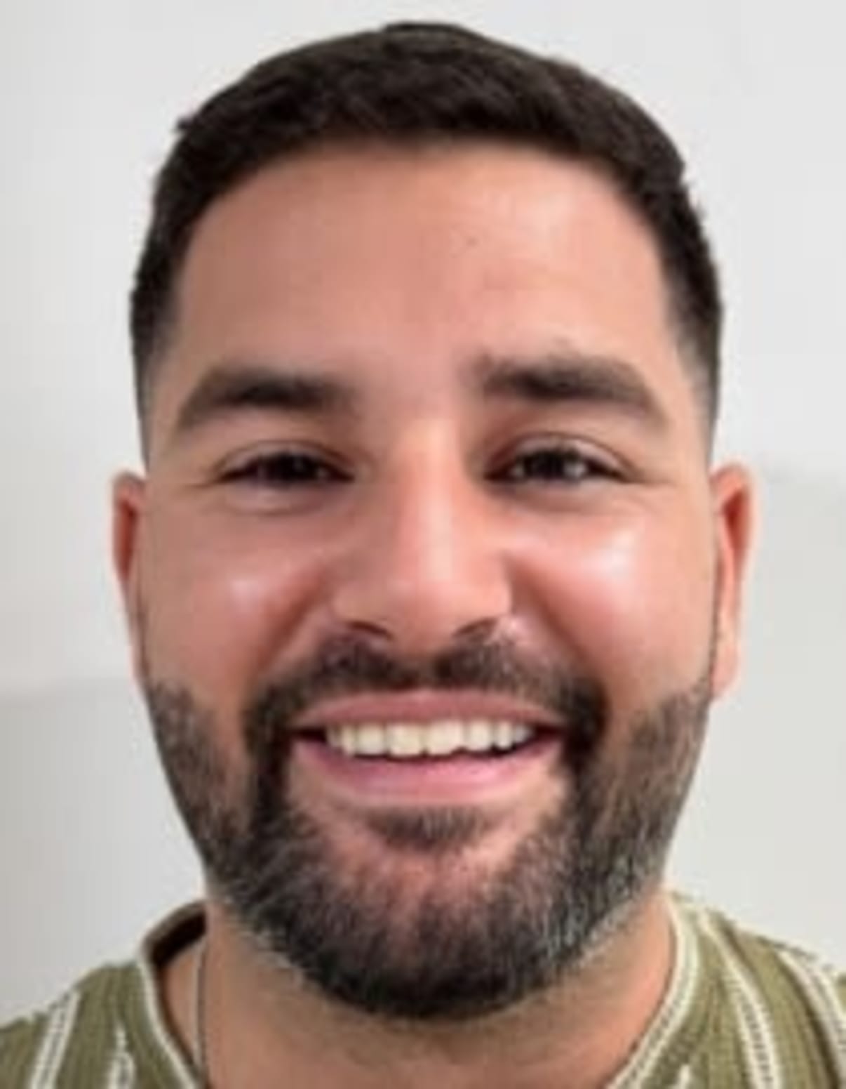 תמונת פורטרט של בעל המקצוע תמונת פורטרט של בעל המקצוע