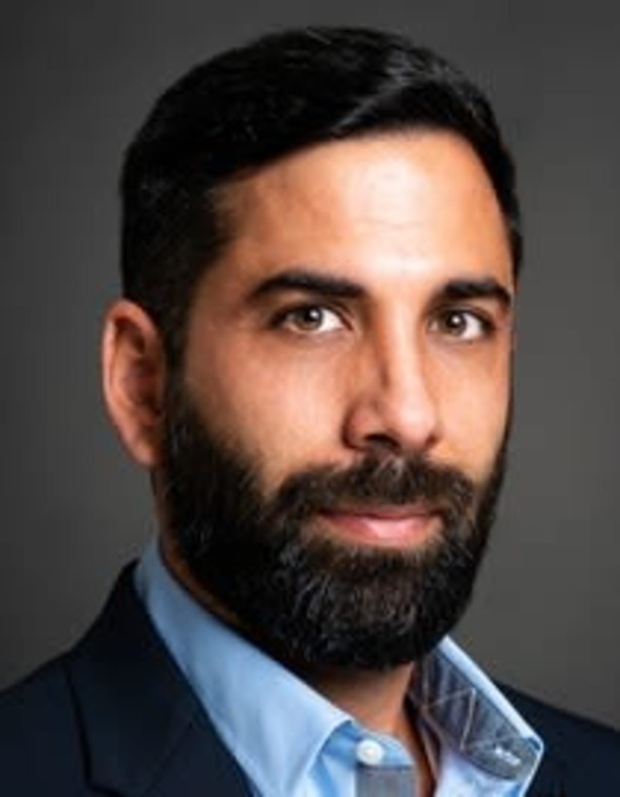 תמונת פורטרט של בעל המקצוע