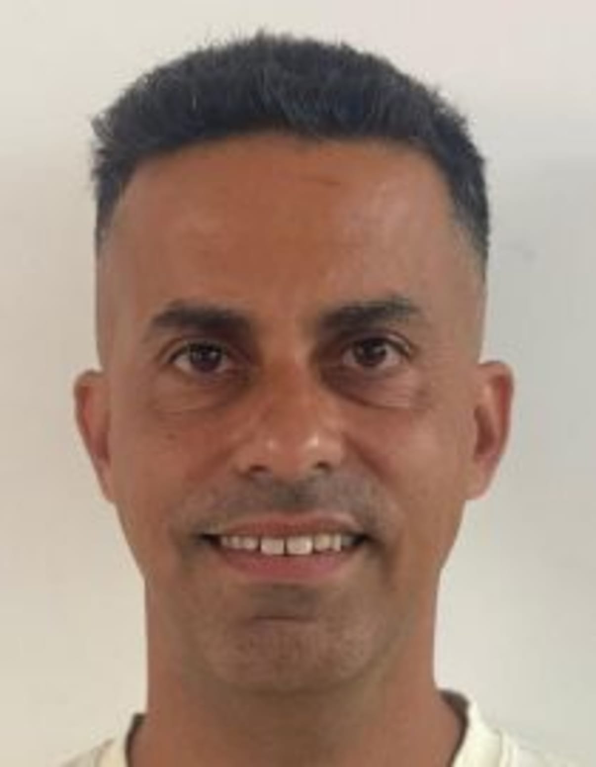 תמונת פורטרט של בעל המקצוע תמונת פורטרט של בעל המקצוע