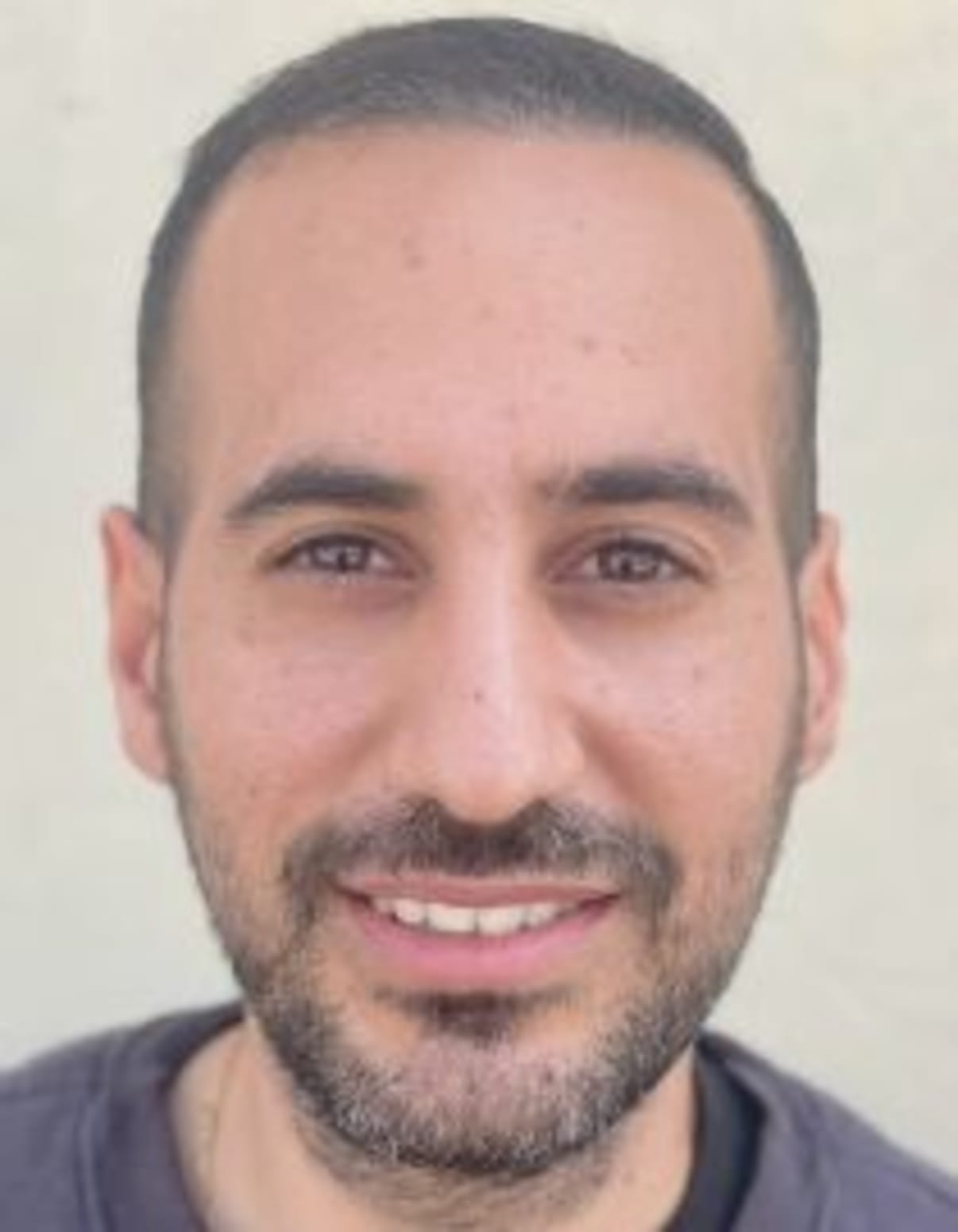 תמונת פורטרט של בעל המקצוע תמונת פורטרט של בעל המקצוע