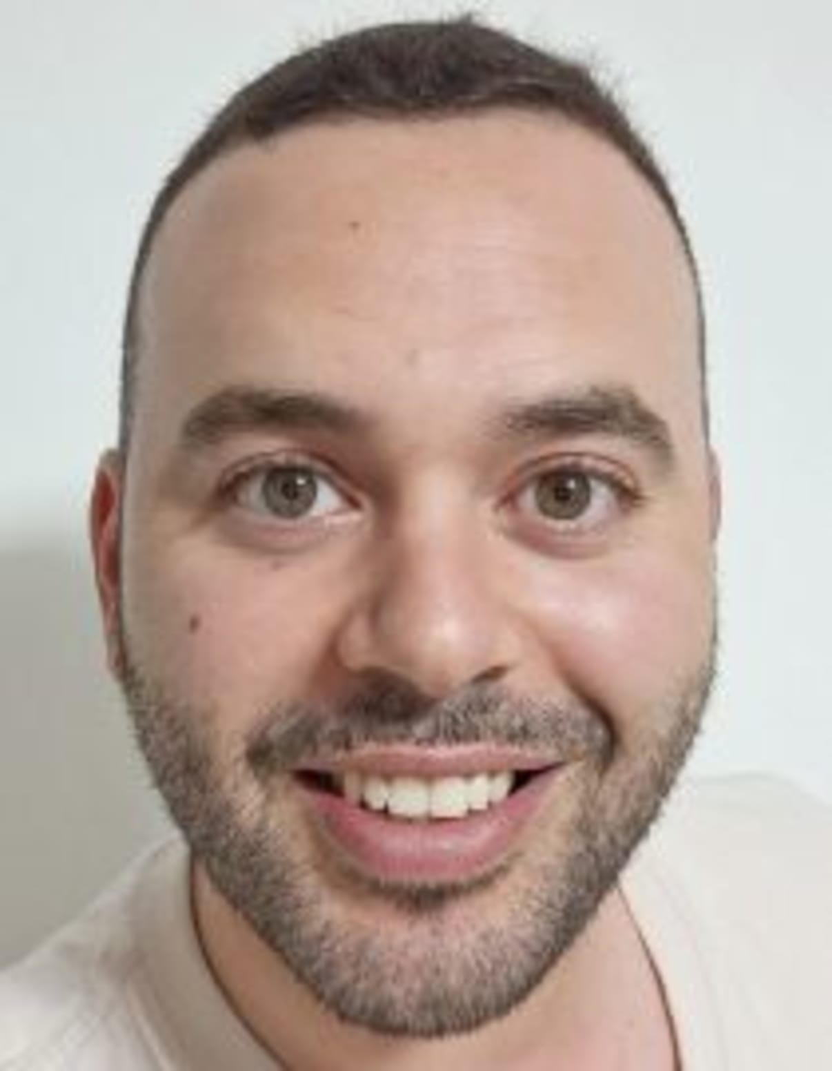 תמונת פורטרט של בעל המקצוע תמונת פורטרט של בעל המקצוע