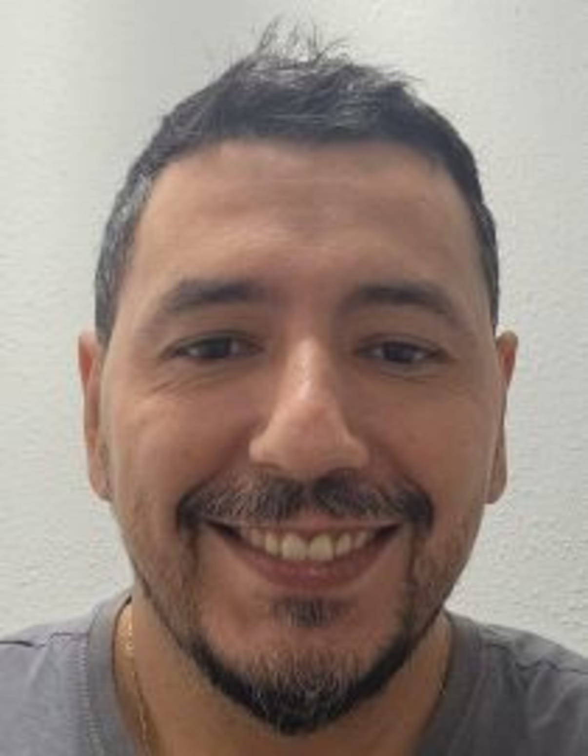 תמונת פורטרט של בעל המקצוע תמונת פורטרט של בעל המקצוע