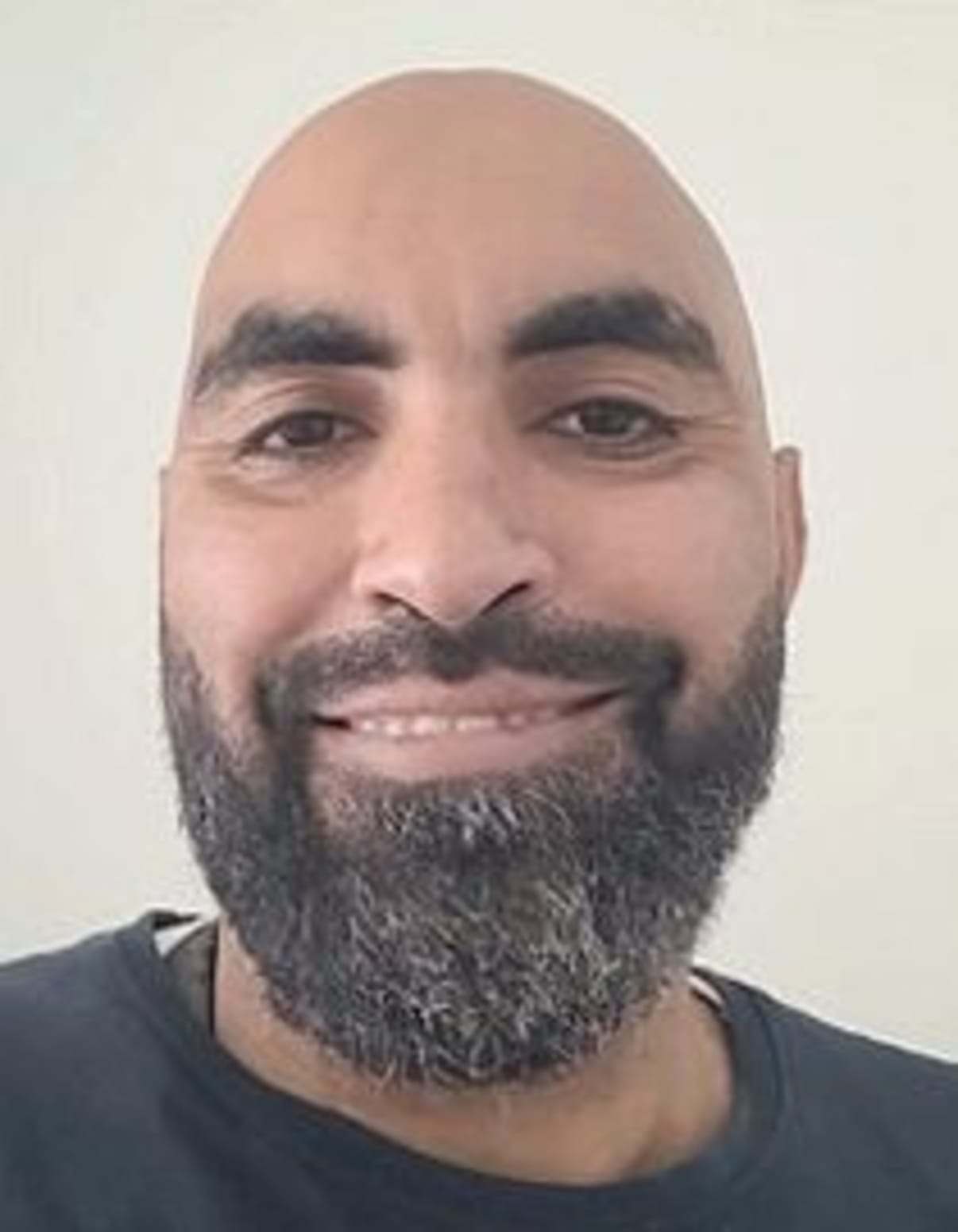 תמונת פורטרט של בעל המקצוע תמונת פורטרט של בעל המקצוע