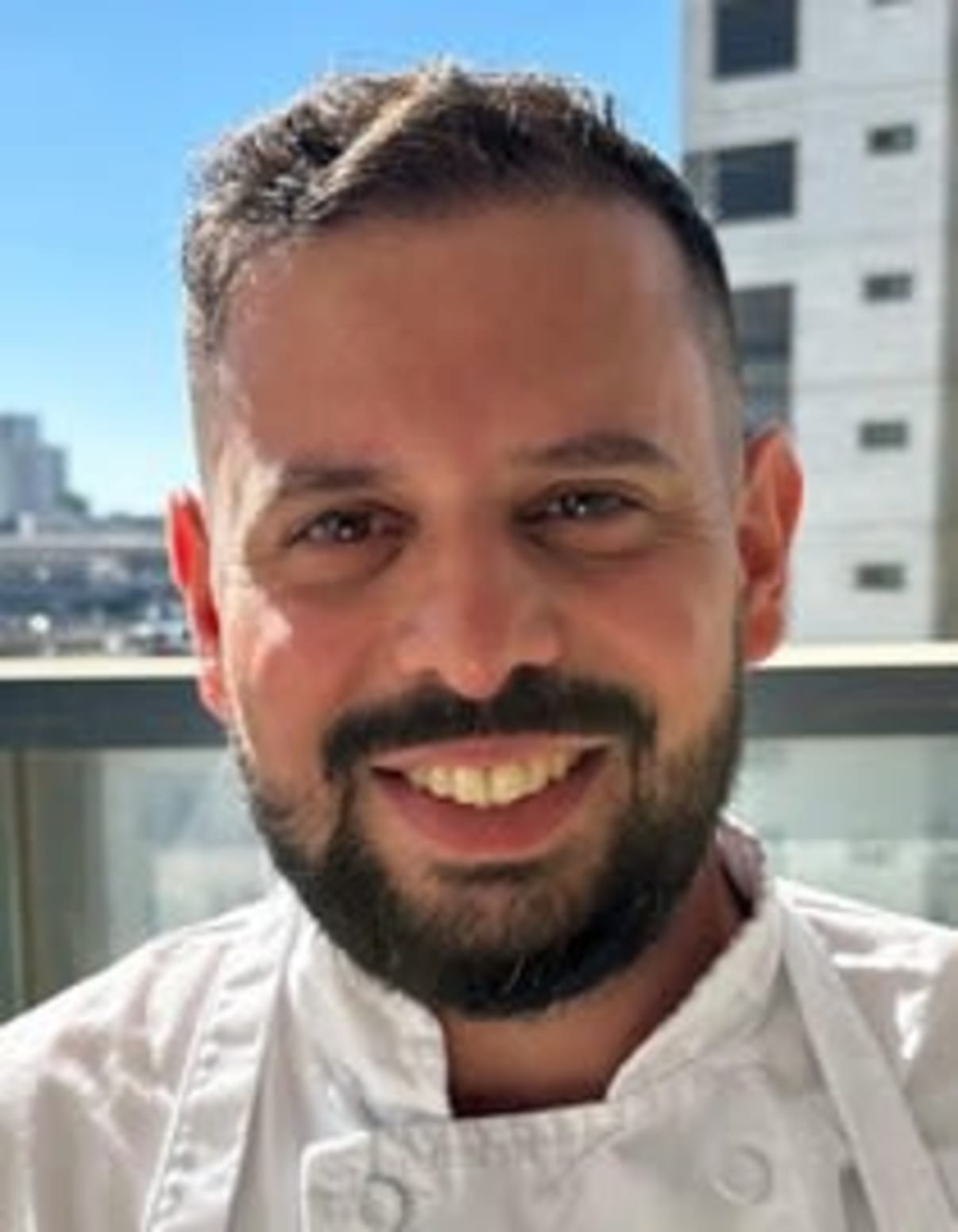 תמונת פורטרט של בעל המקצוע תמונת פורטרט של בעל המקצוע
