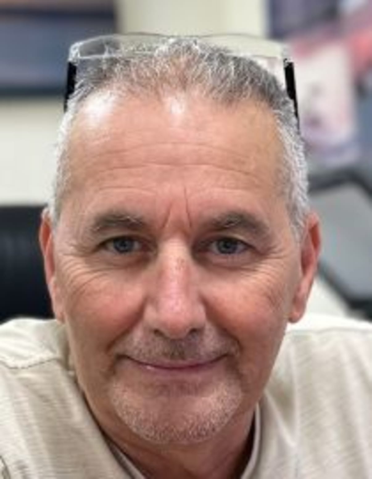 תמונת פורטרט של בעל המקצוע