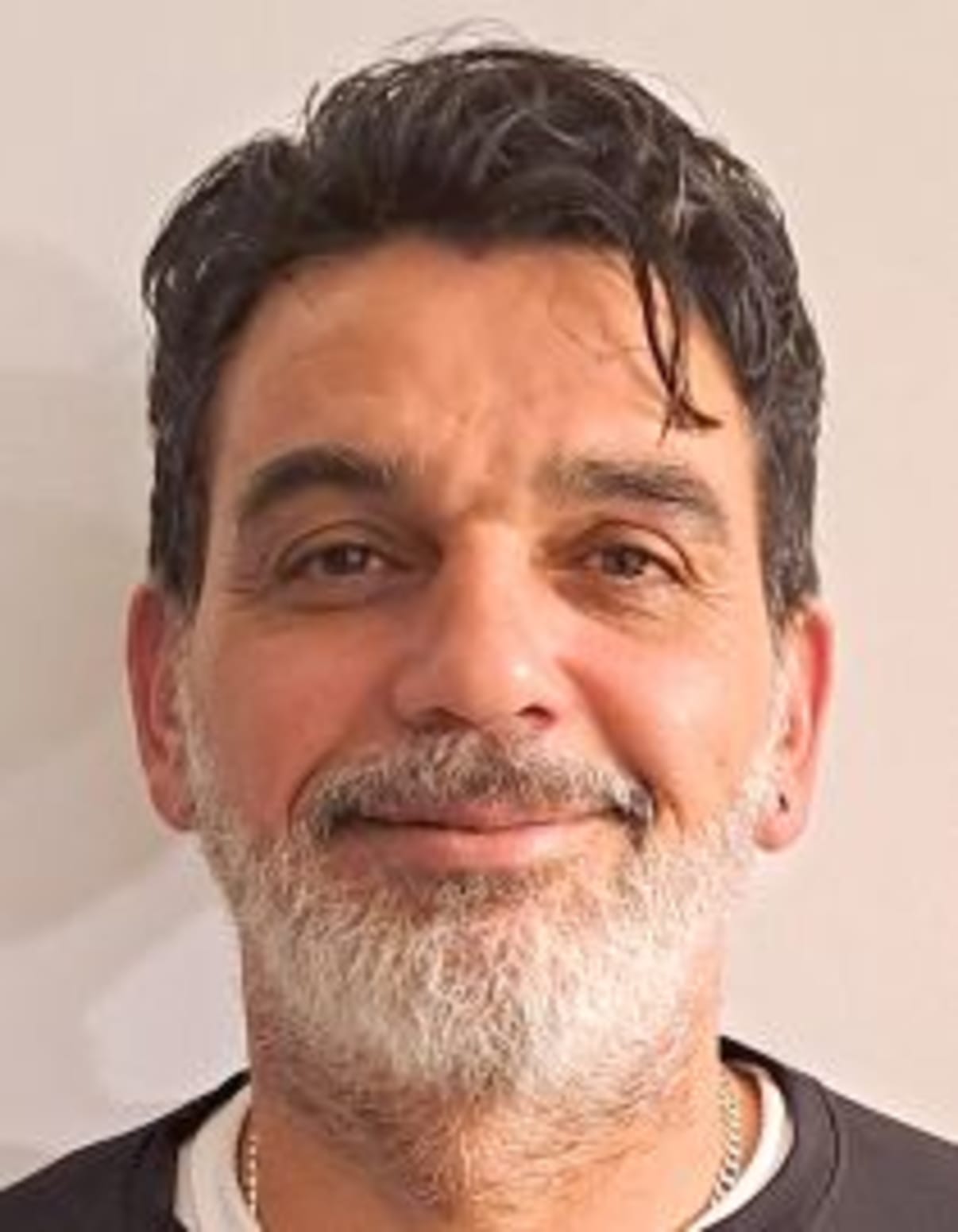 תמונת פורטרט של בעל המקצוע תמונת פורטרט של בעל המקצוע