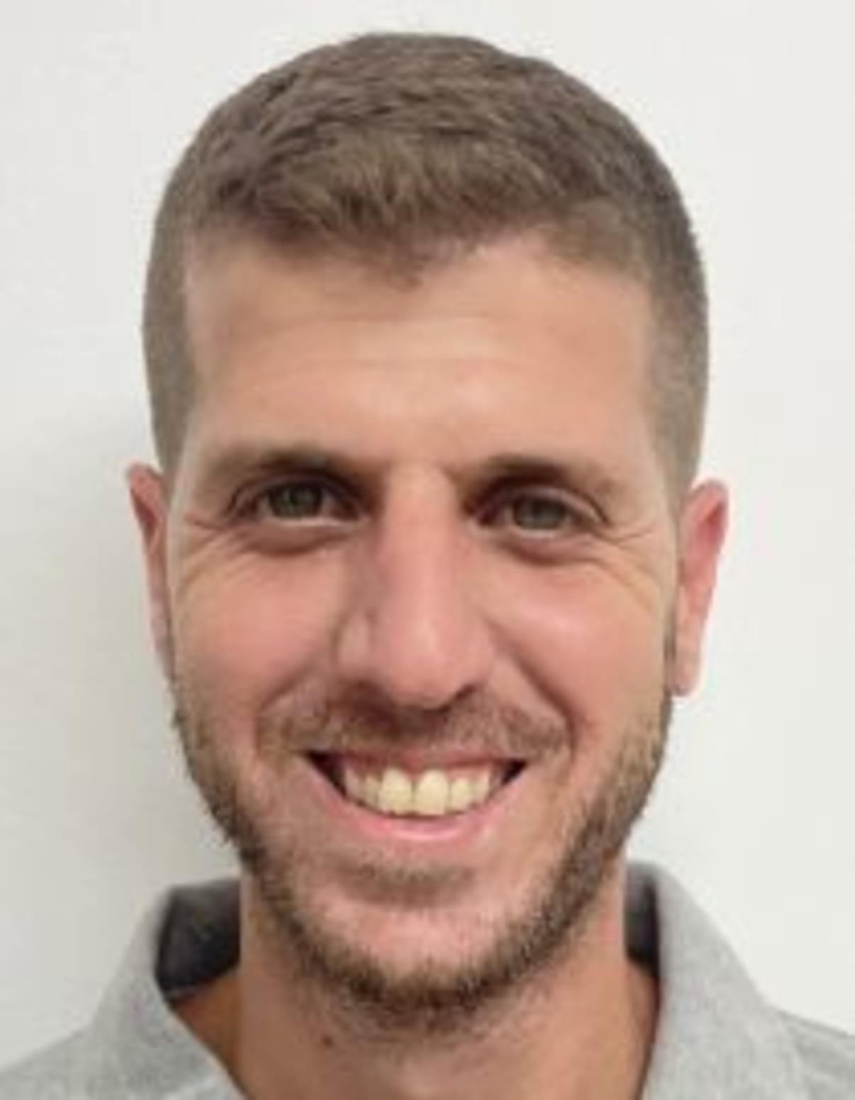 תמונת פורטרט של בעל המקצוע תמונת פורטרט של בעל המקצוע