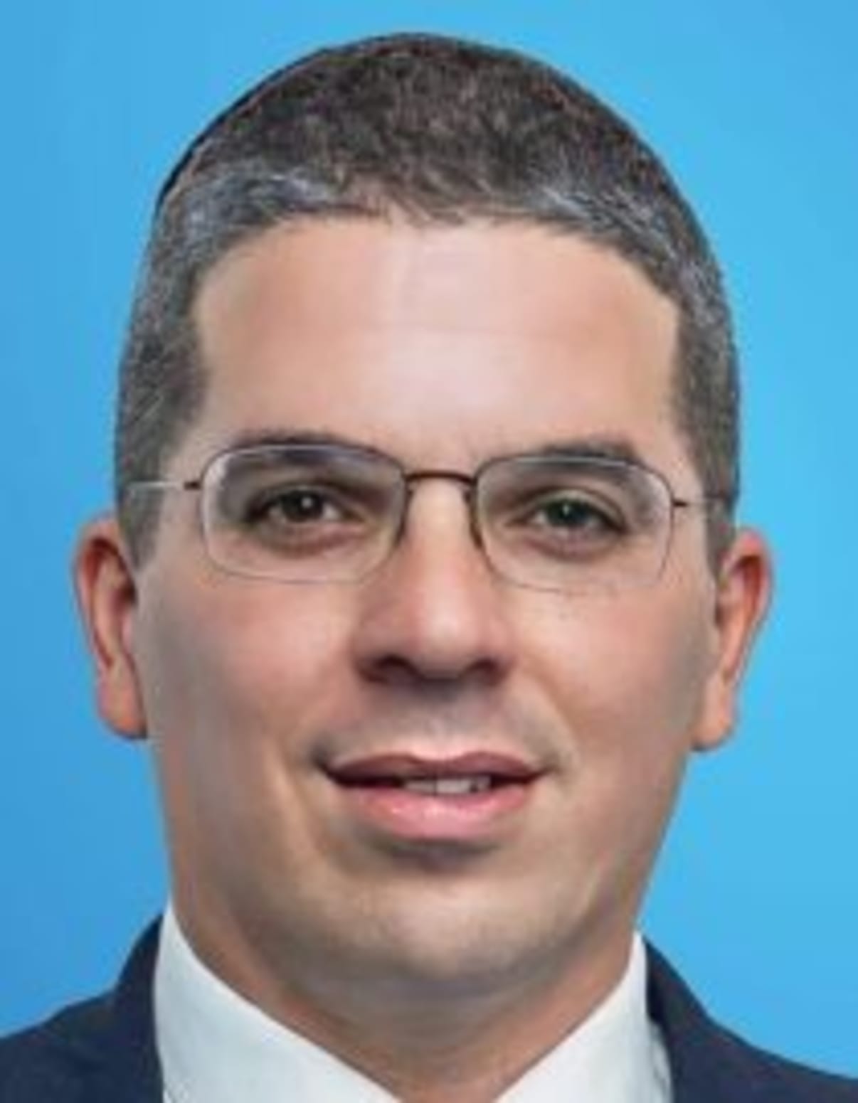 תמונת פורטרט של בעל המקצוע