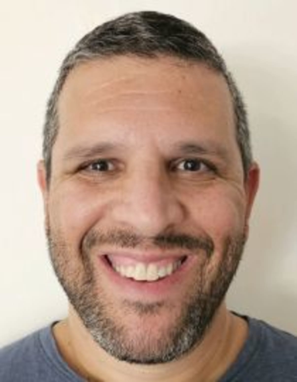 תמונת פורטרט של בעל המקצוע תמונת פורטרט של בעל המקצוע