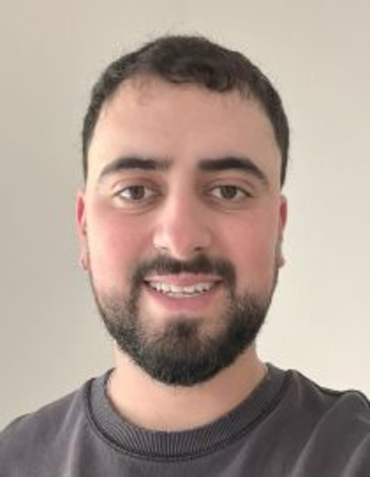 תמונת פורטרט של בעל המקצוע