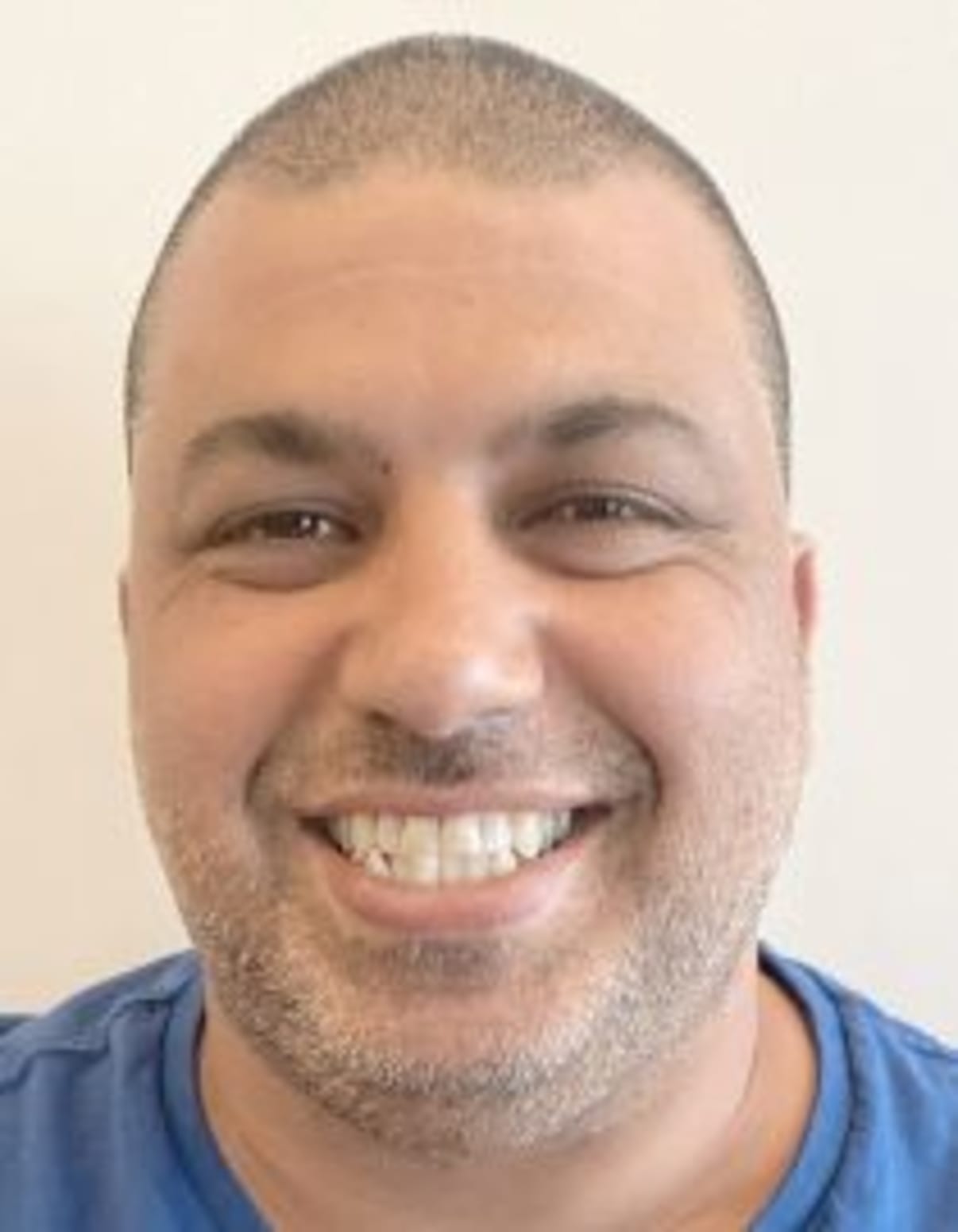 תמונת פורטרט של בעל המקצוע תמונת פורטרט של בעל המקצוע