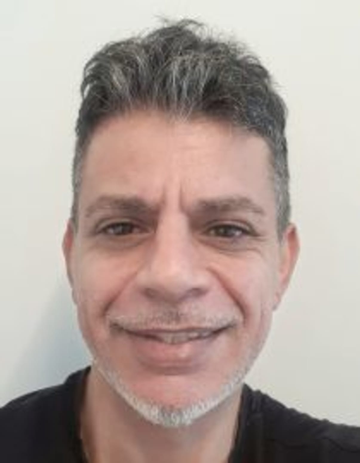 תמונת פורטרט של בעל המקצוע תמונת פורטרט של בעל המקצוע