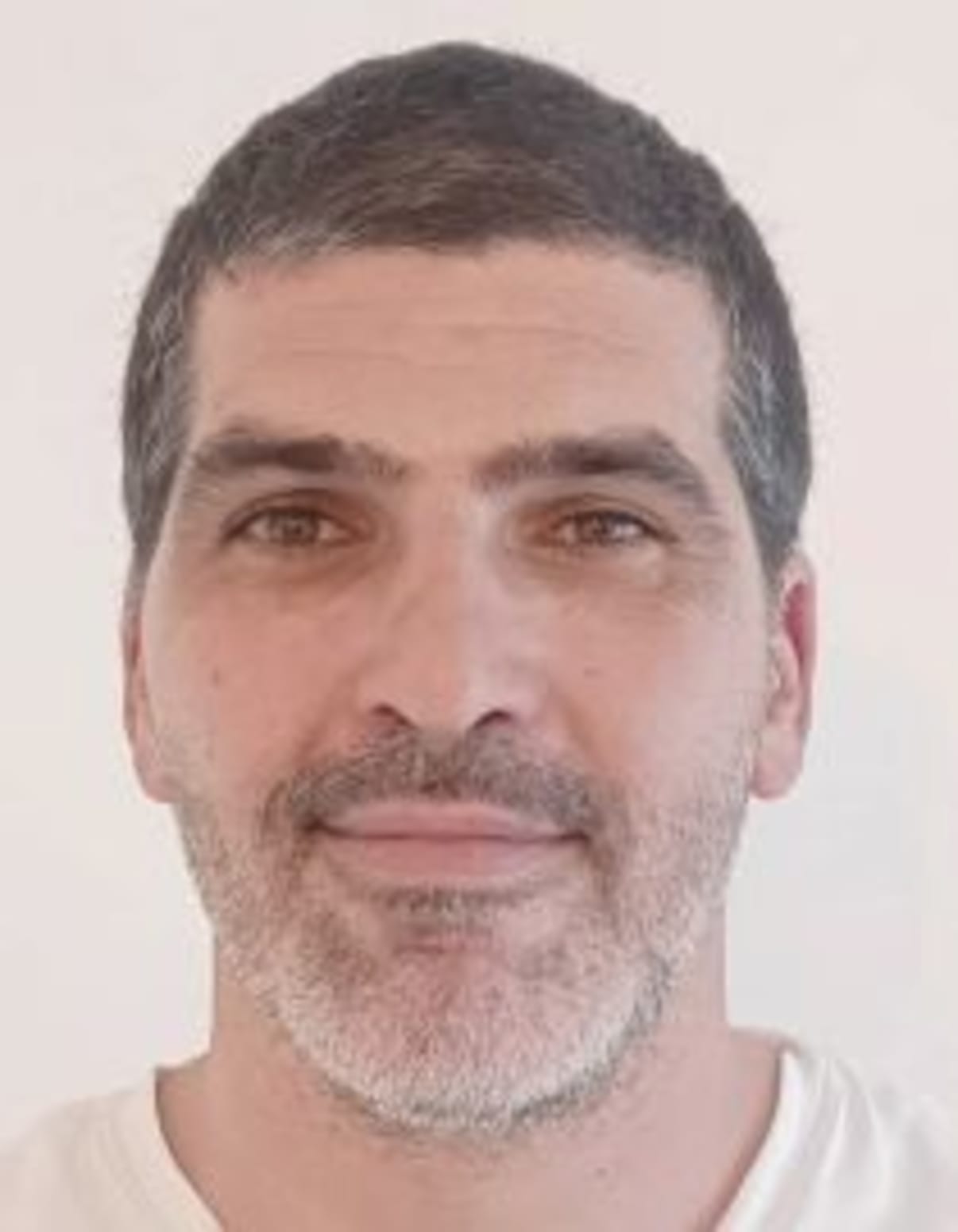 תמונת פורטרט של בעל המקצוע תמונת פורטרט של בעל המקצוע