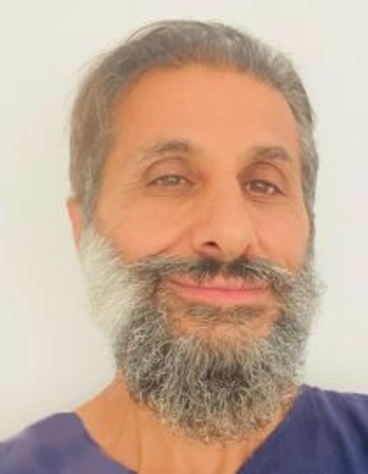 תמונת פורטרט של בעל המקצוע תמונת פורטרט של בעל המקצוע