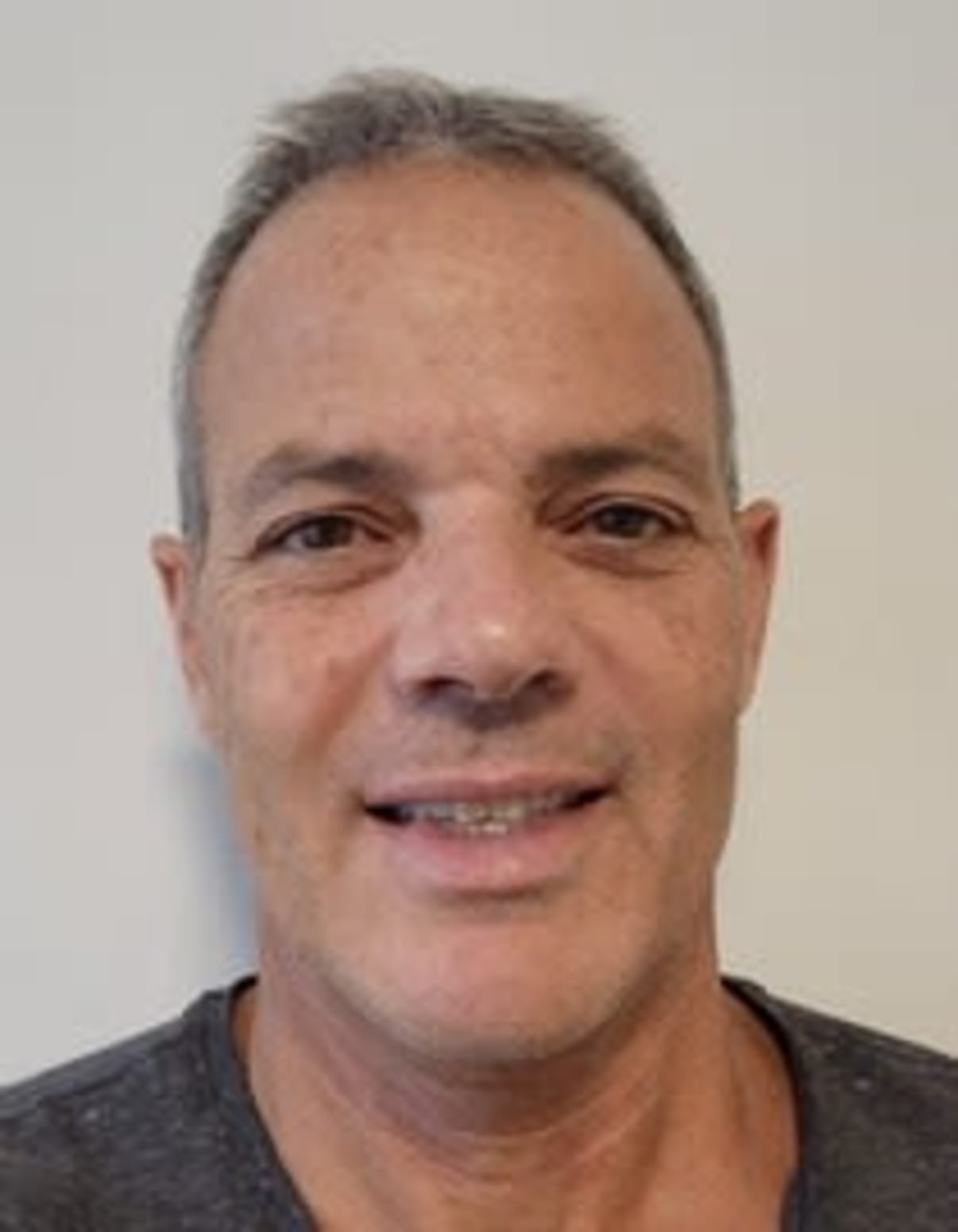 תמונת פורטרט של בעל המקצוע תמונת פורטרט של בעל המקצוע