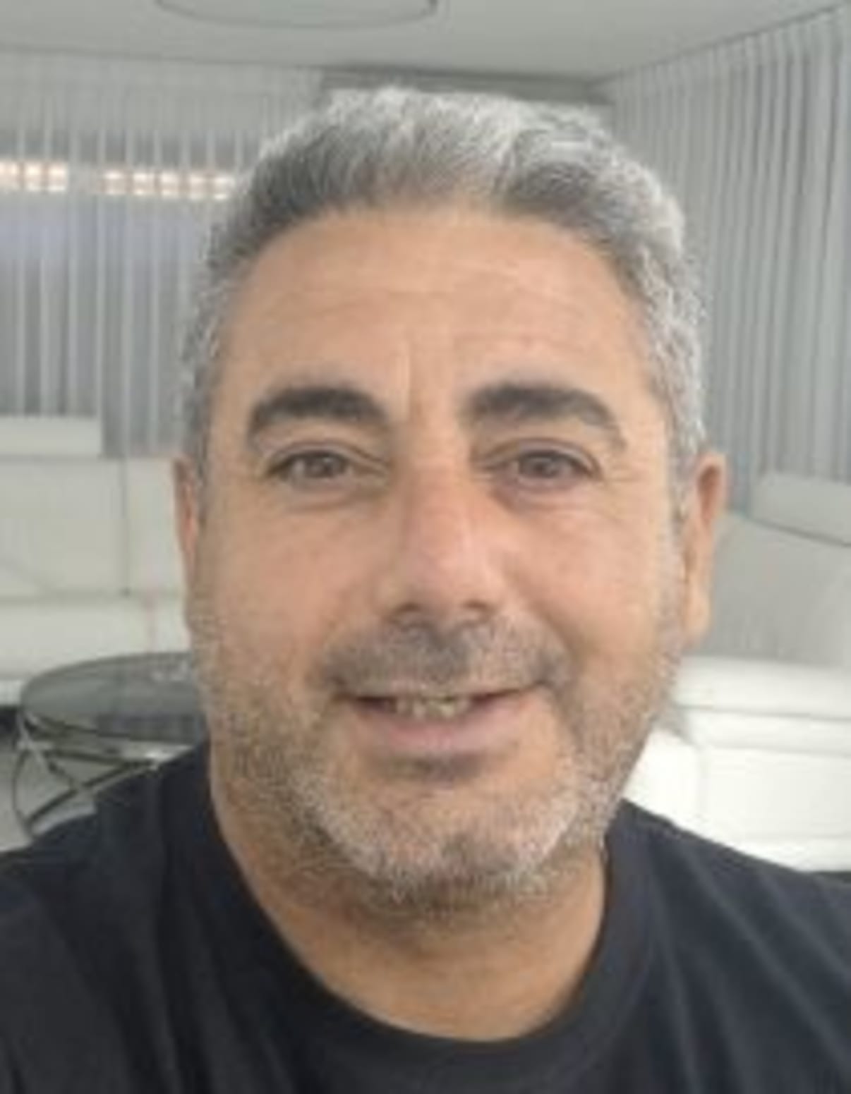 תמונת פורטרט של בעל המקצוע תמונת פורטרט של בעל המקצוע