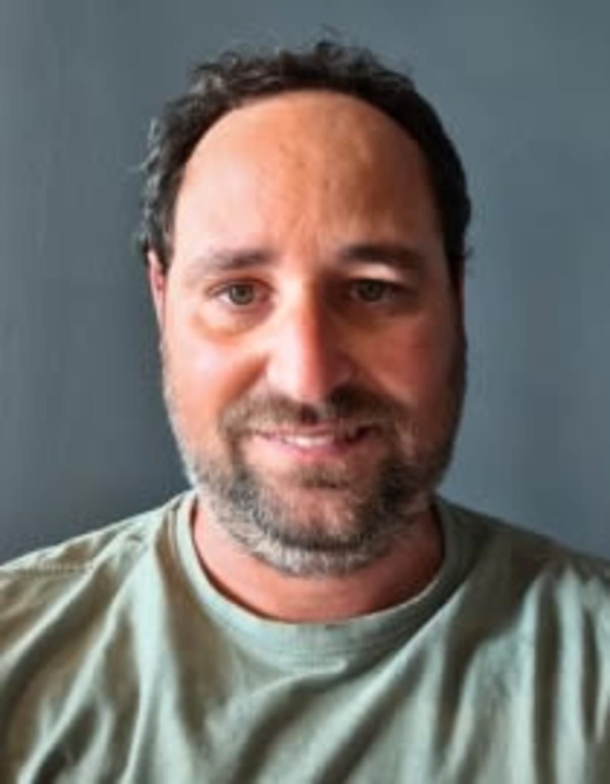 תמונת פורטרט של בעל המקצוע תמונת פורטרט של בעל המקצוע