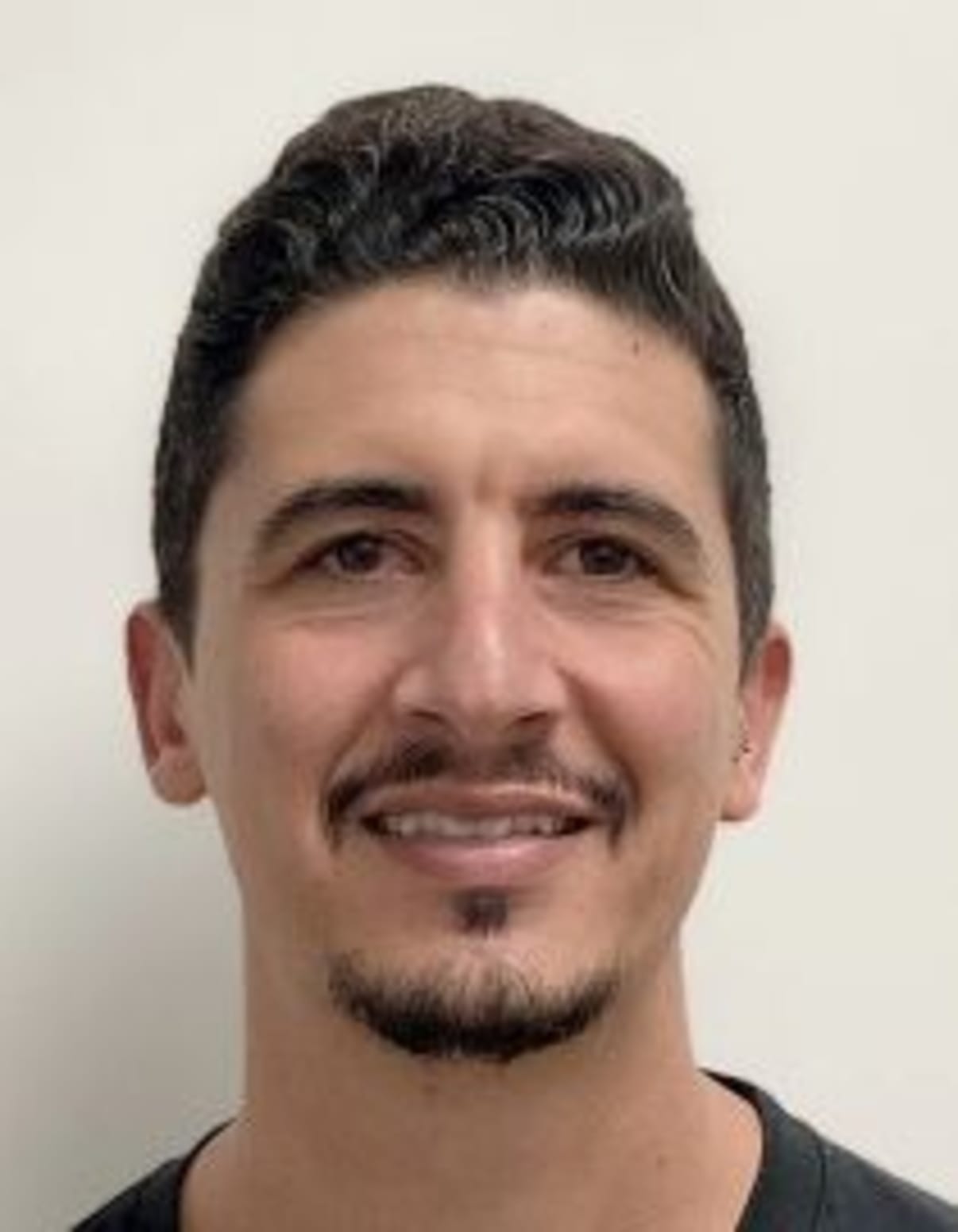 תמונת פורטרט של בעל המקצוע תמונת פורטרט של בעל המקצוע