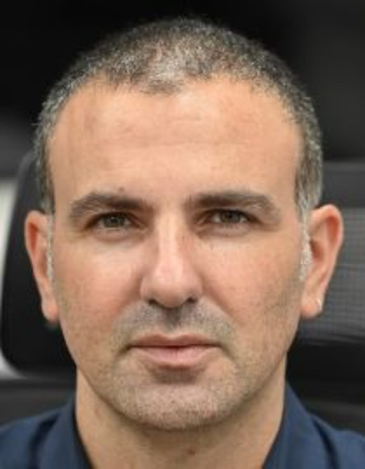 תמונת פורטרט של בעל המקצוע תמונת פורטרט של בעל המקצוע