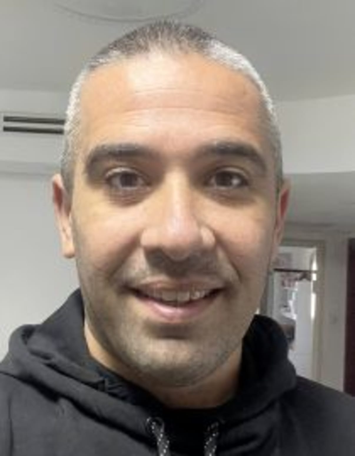 תמונת פורטרט של בעל המקצוע תמונת פורטרט של בעל המקצוע