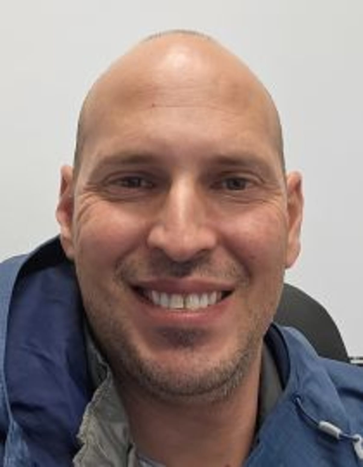 תמונת פורטרט של בעל המקצוע תמונת פורטרט של בעל המקצוע