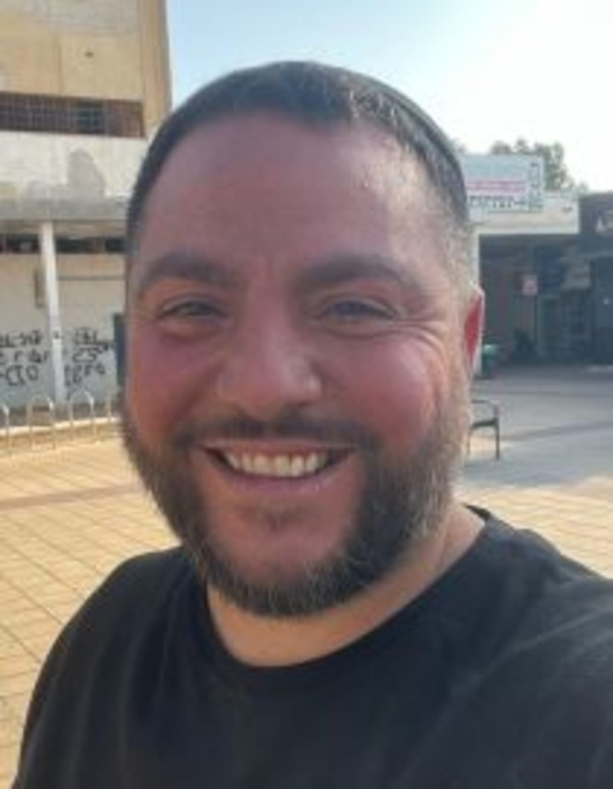 תמונת פורטרט של בעל המקצוע