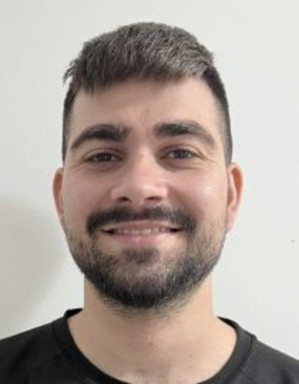 תמונת פורטרט של בעל המקצוע תמונת פורטרט של בעל המקצוע