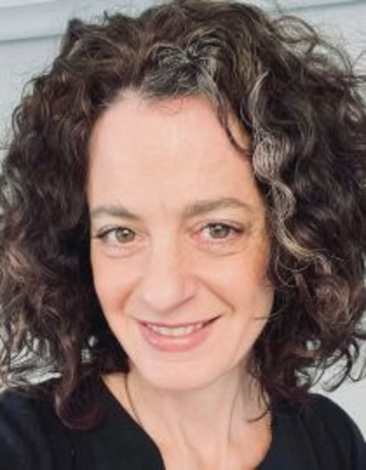 תמונת פורטרט של בעל המקצוע