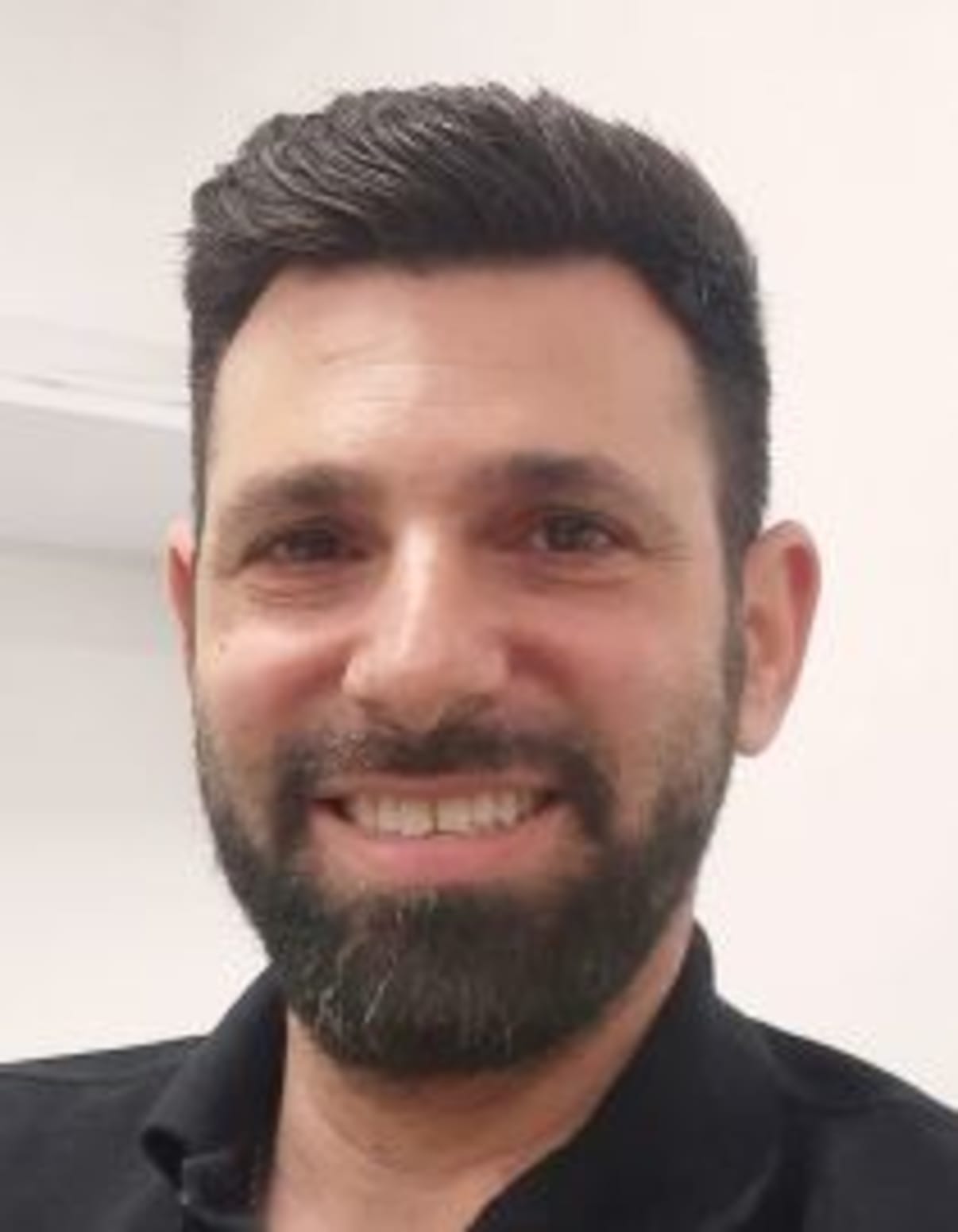 תמונת פורטרט של בעל המקצוע תמונת פורטרט של בעל המקצוע