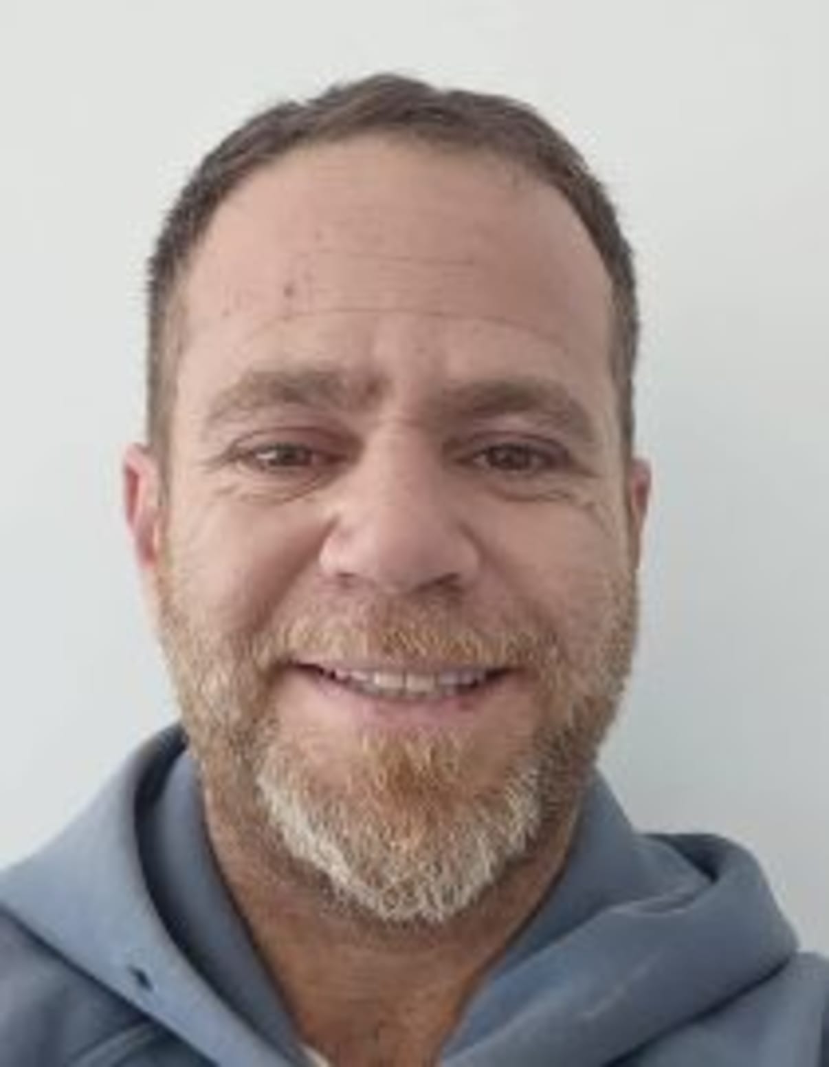 תמונת פורטרט של בעל המקצוע תמונת פורטרט של בעל המקצוע