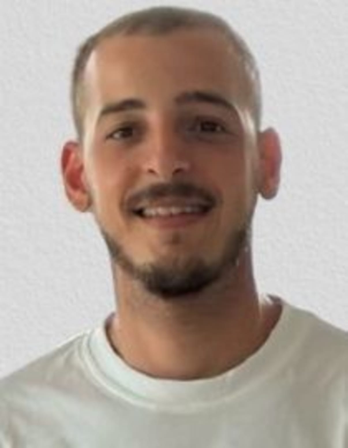 תמונת פורטרט של בעל המקצוע