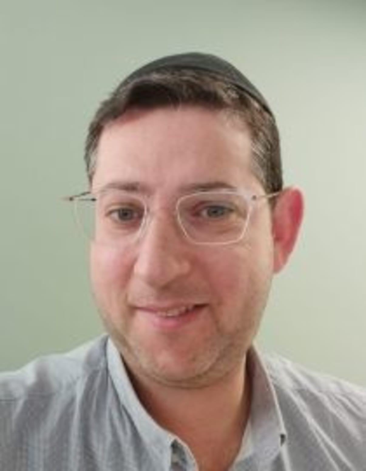 תמונת פורטרט של בעל המקצוע