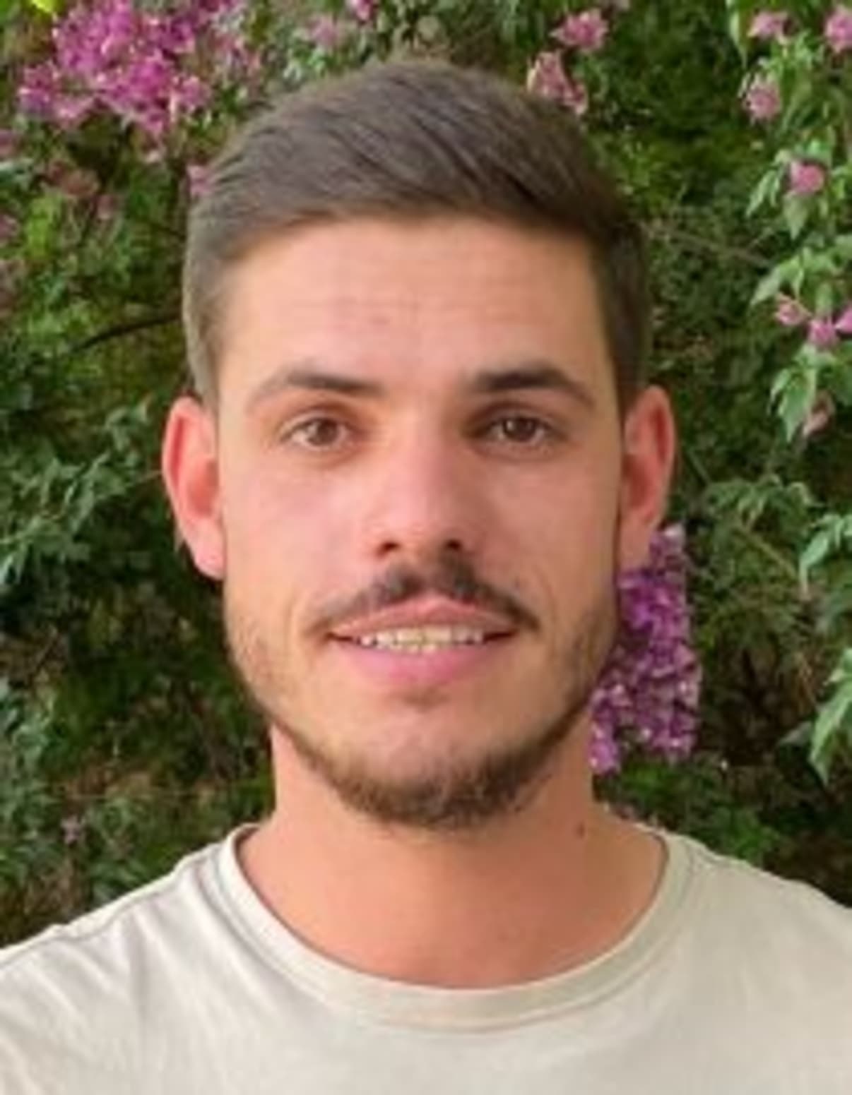 תמונת פורטרט של בעל המקצוע תמונת פורטרט של בעל המקצוע